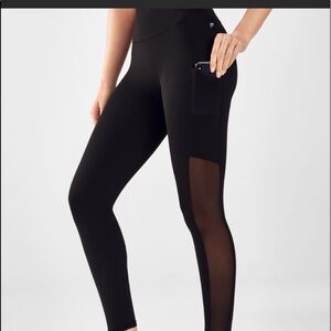 Fabletics Black‎ Leggings w/ Mesh & Side Pockets